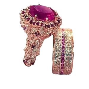 Engagement set gold tone , red stone wedding 8 band and en…